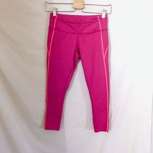 sketchers // hot pink 3/4ths legging
